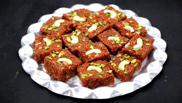 Akhrot Ki Mithai (अखरोट की मिठाई)