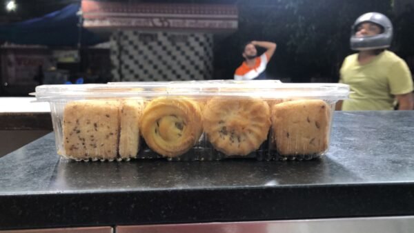 Biscuit (बिस्किट)